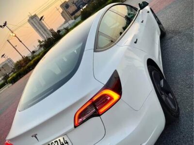 Tesla model3 2023