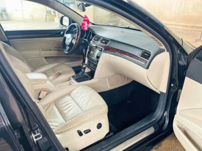 Skoda super b 2013