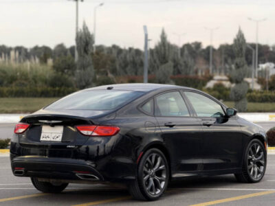 Chrysler C200