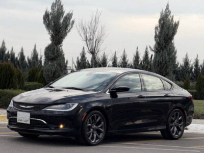Chrysler C200
