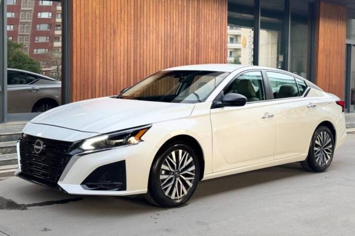 nissan