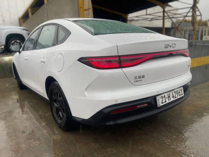 BYD seal 05