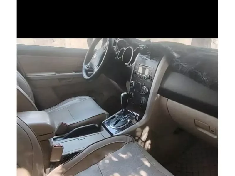 Sazuki grand vitara 2016